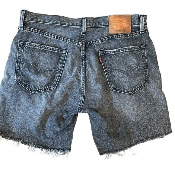 Levi's 501 Black Distressed Raw Hem Denim High Rise Jean Shorts Size 34 - Picture 4 of 10
